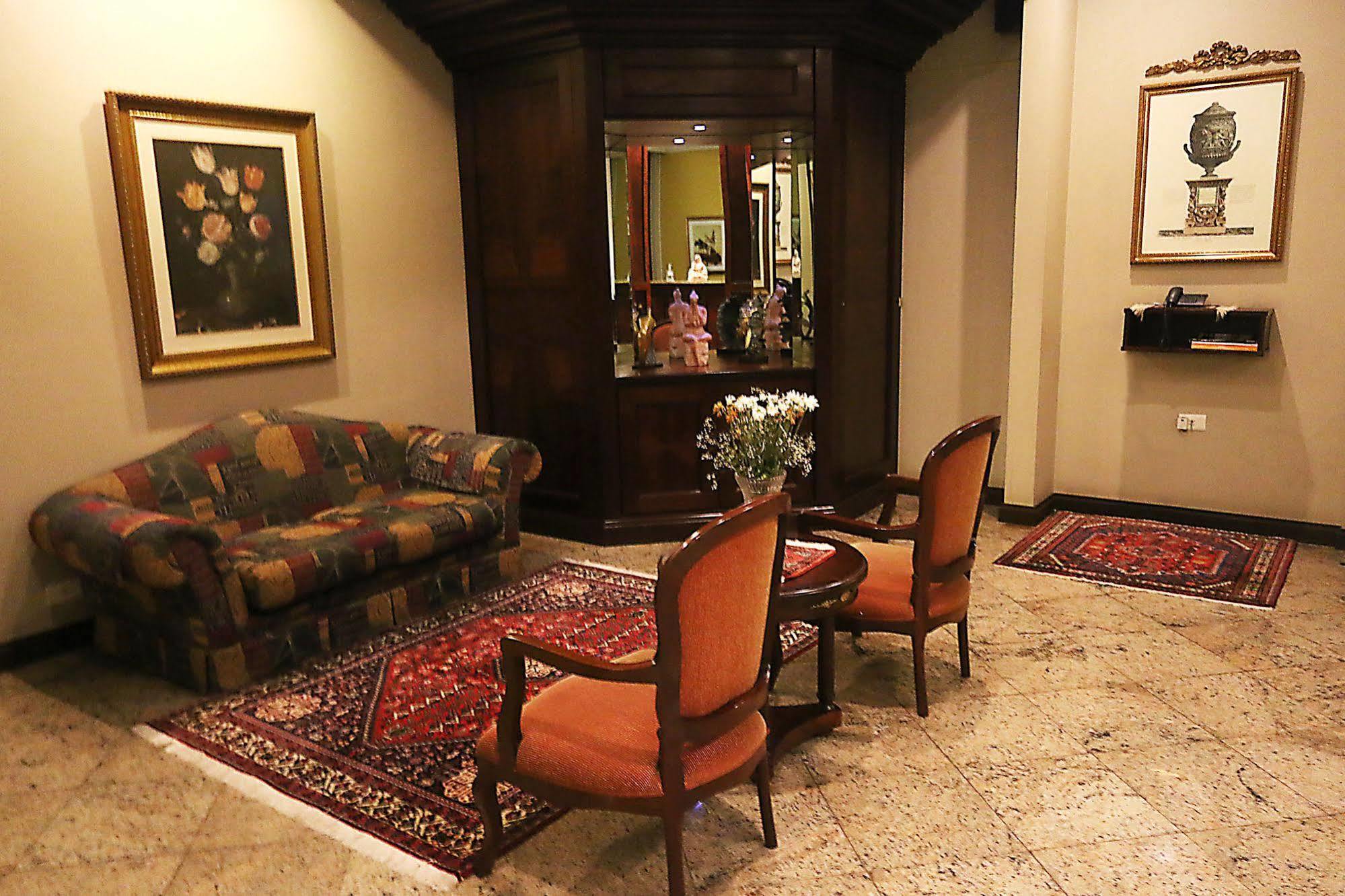 Village Hotel Понта Гроса Екстериор снимка